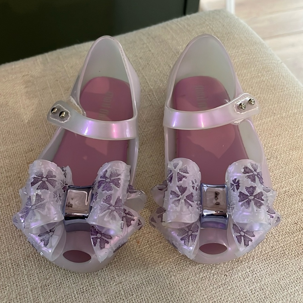 Mini Melissa lavender bow shoes